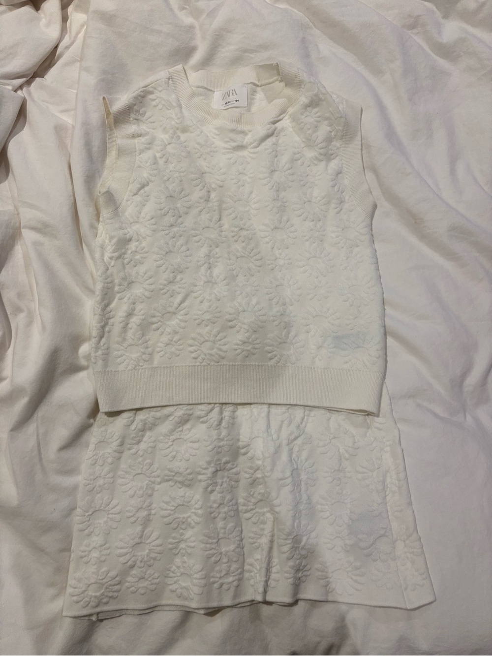 Zara White Floral Embossed Knit Matching Set
